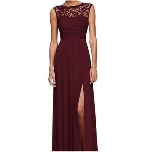 NWT Stunning David’s Bridal Wine Classy Long Dress W/ Lace Bodice
